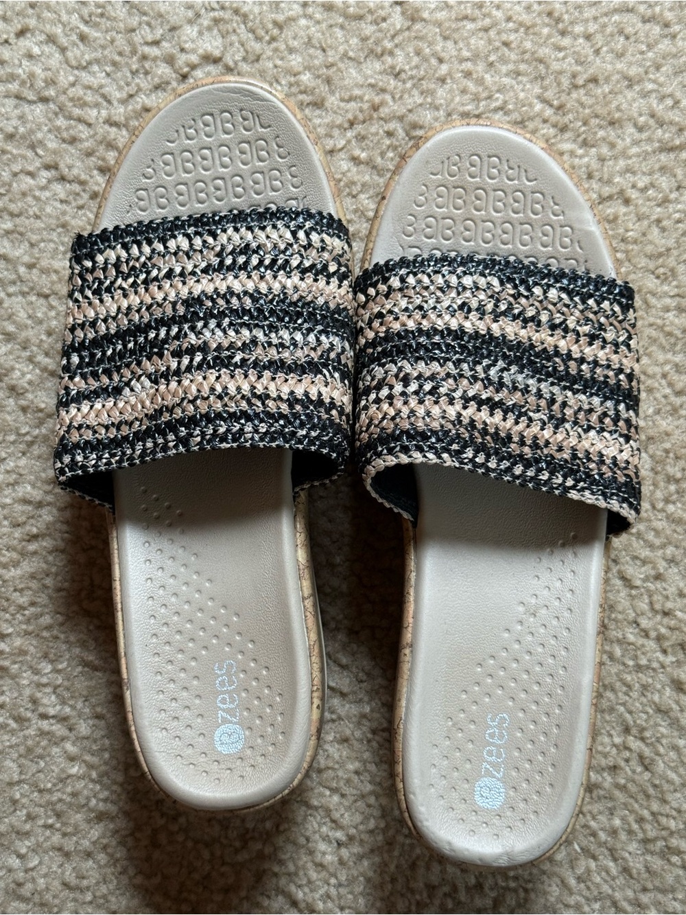 Bzees Neutral Black & Beige Woven Slide Sandals -